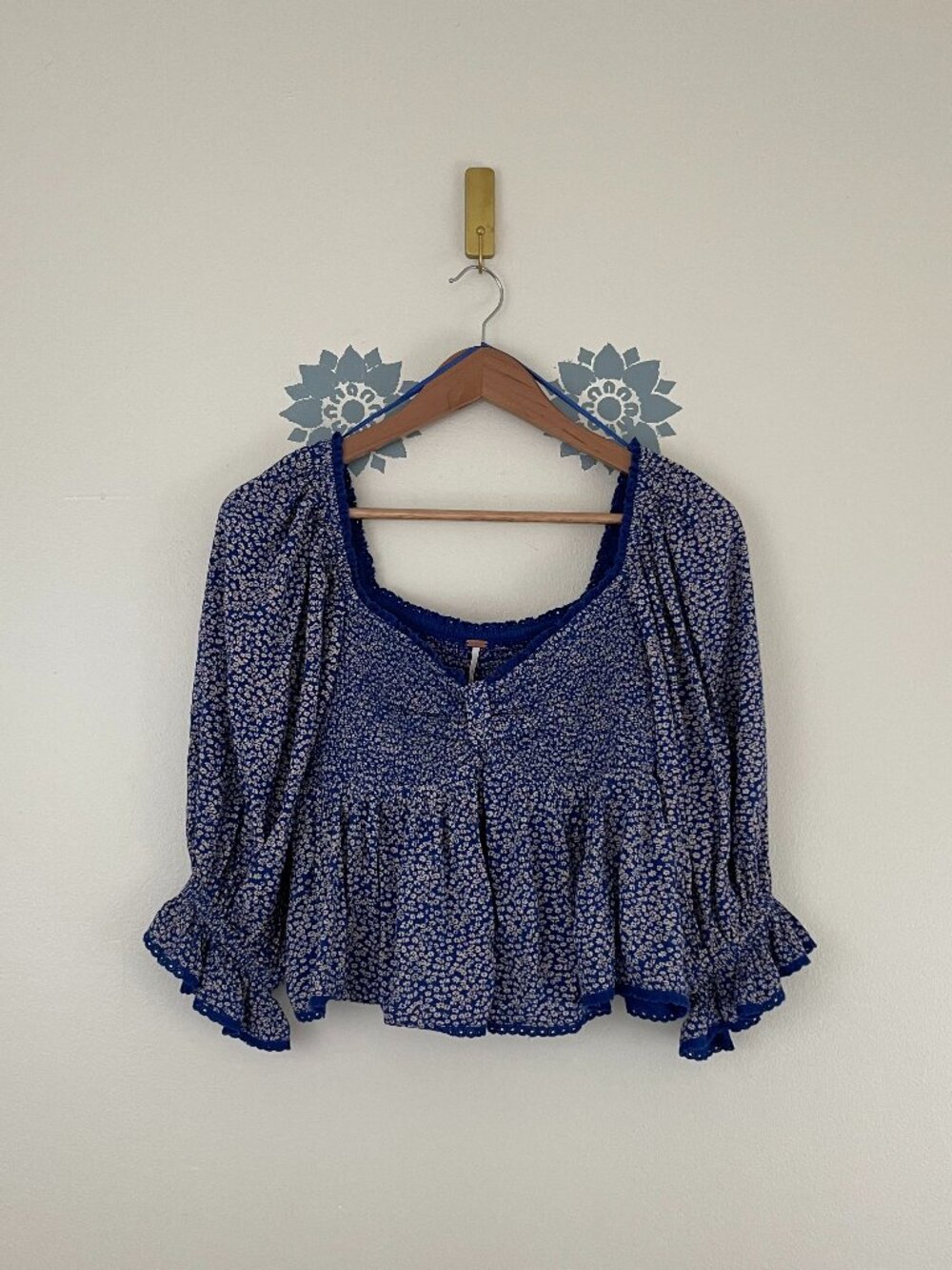 Free People Brittnee Printed Top in Blue Combo Size XS
